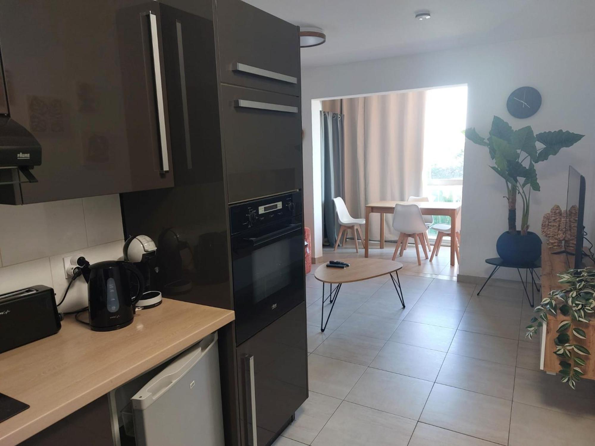 Azur Et Lavande Appartement *